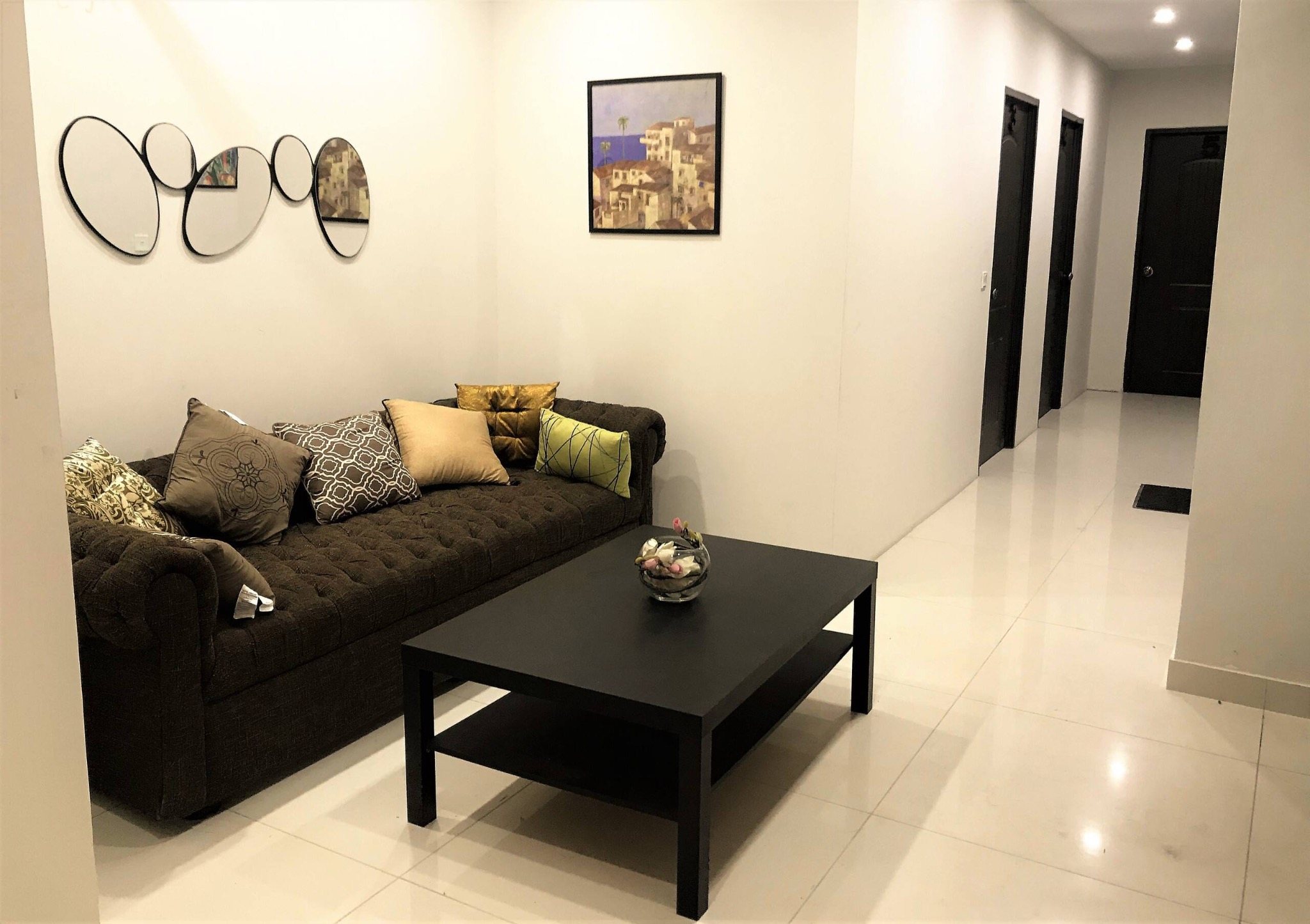 Shared lounge area at Parkway Residence