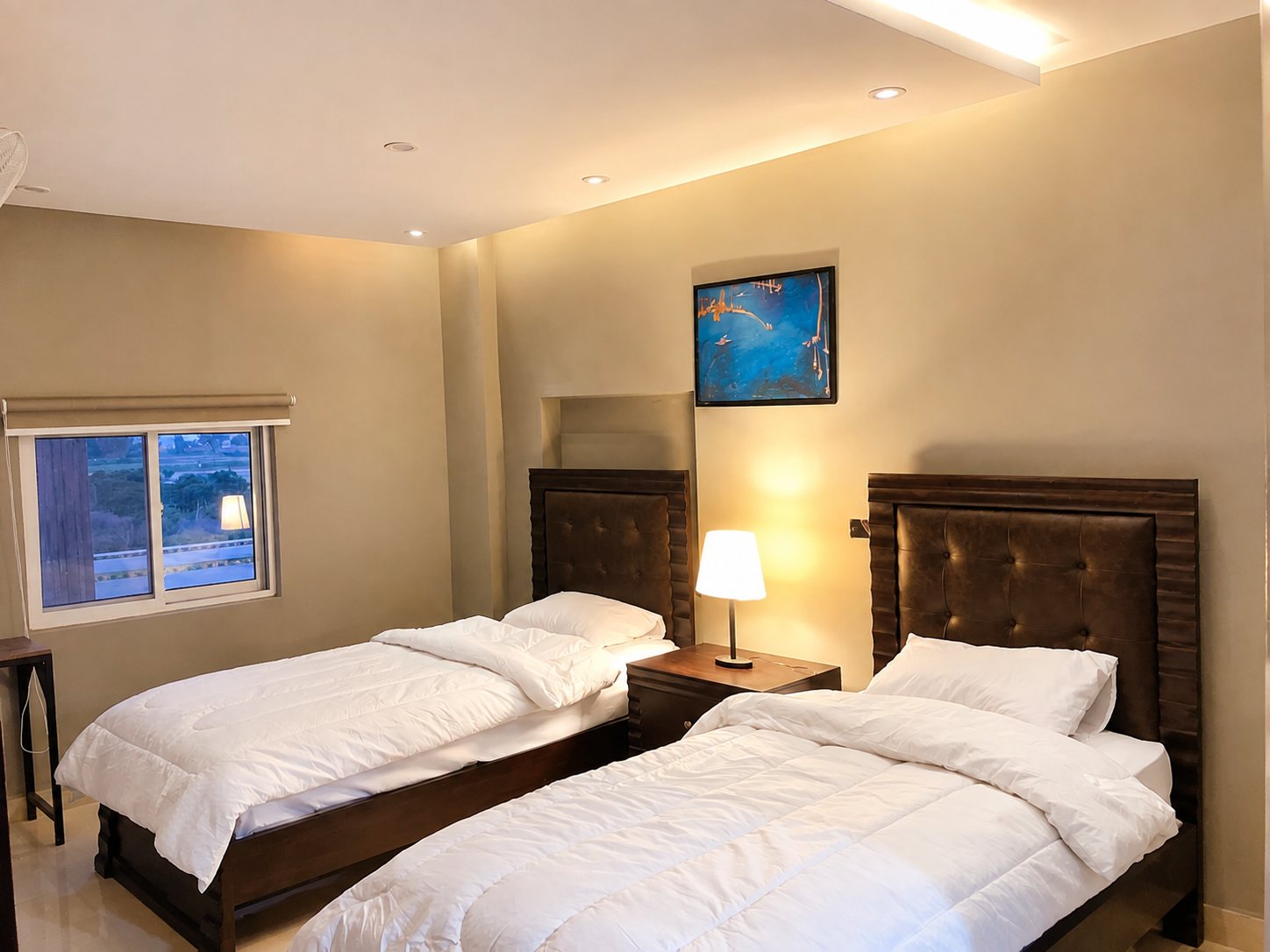 Long-term room with twin beds